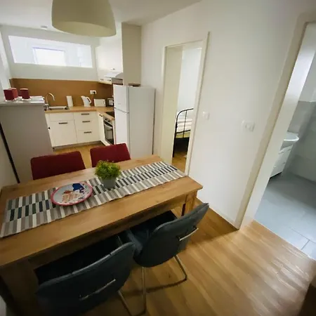 Gogalova Apartamento *